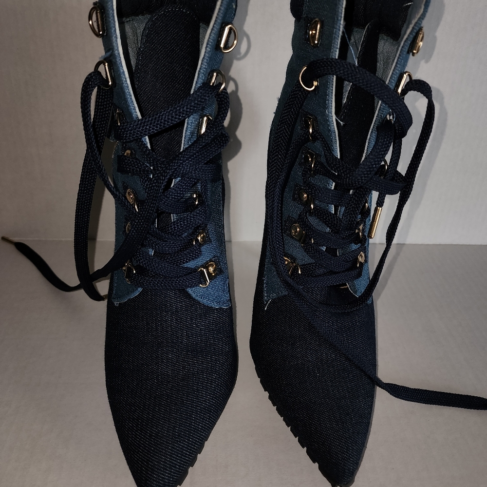 Shoedazzle Denim lace up bootie Size 9